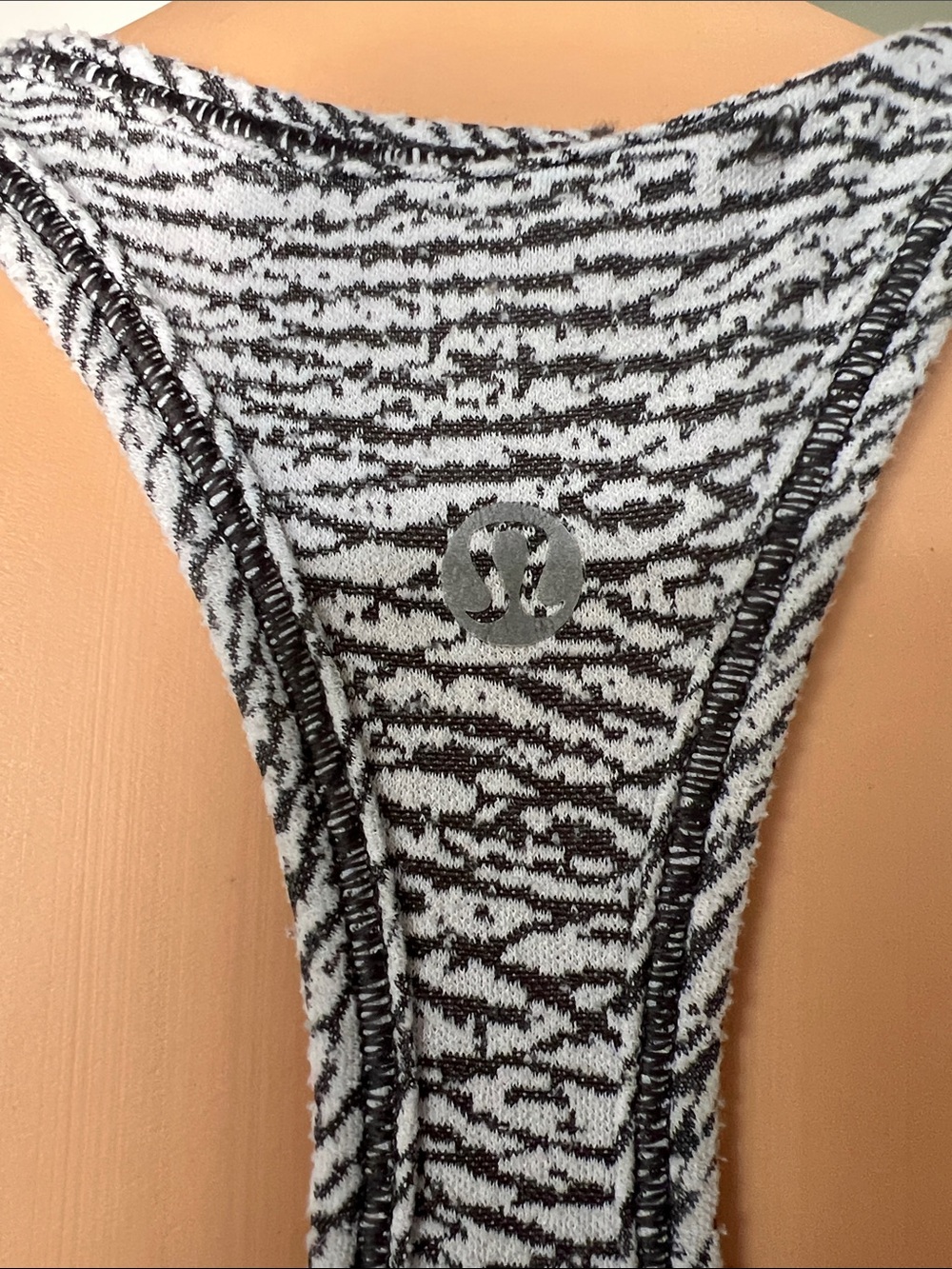 Lululemon Gray Textured Racerback Tank Top - Picture 4 of 4